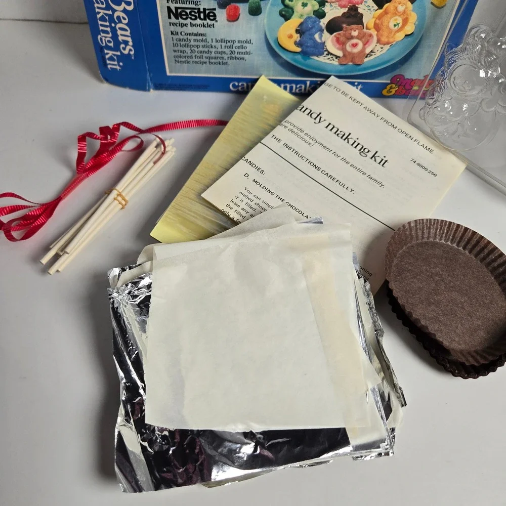 Vintage 1983 Sweet & Easy Care Bears Candy Making Kit Lollipop Mold Complete